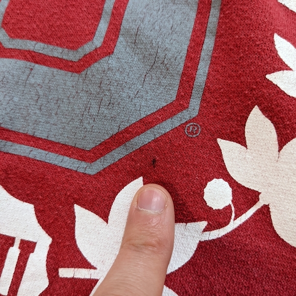 Ohio State Apparel Womens Size Medium Hoodie Red. - Picture 5 of 6